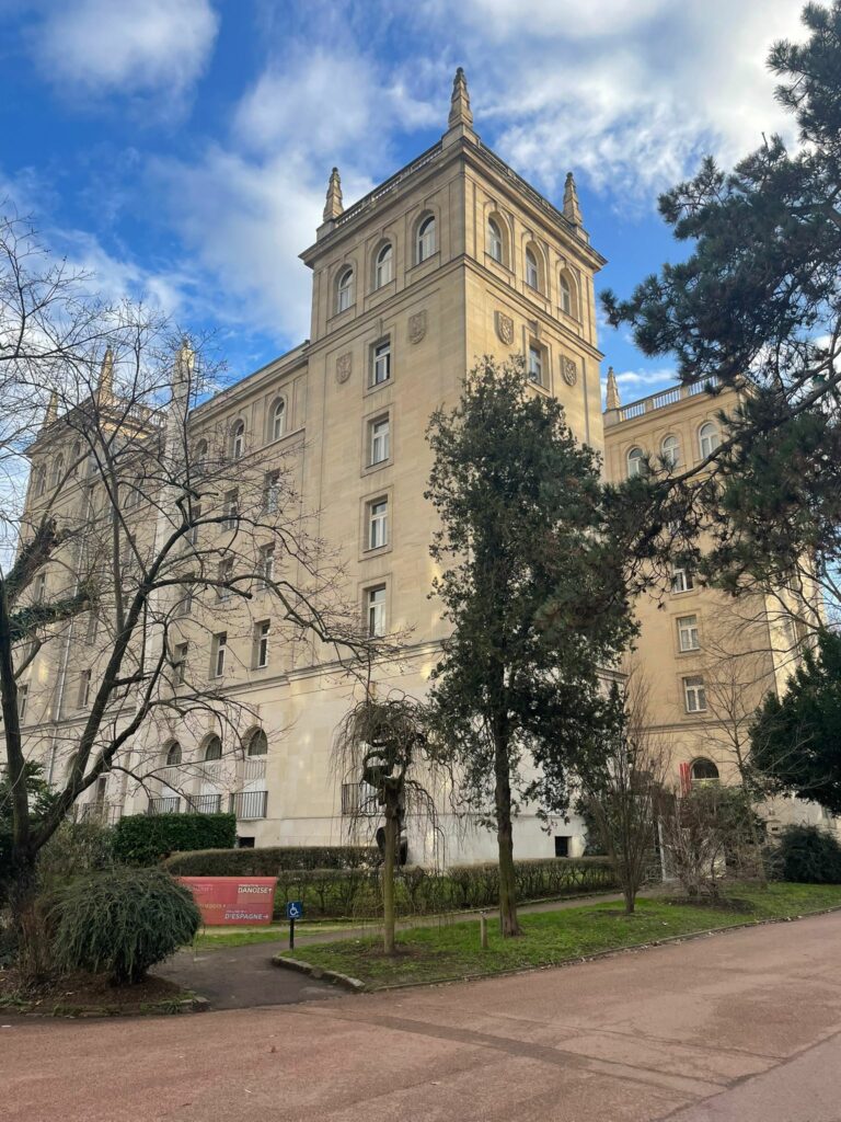 Visite guidée de la cité universitaire de Paris avec un guide indépendant